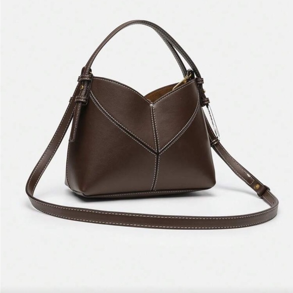 Handbags - Brown faux leather top handle bag